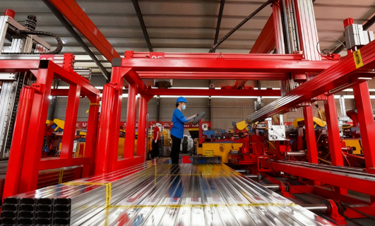 异性轻钢龙骨的特点与用途